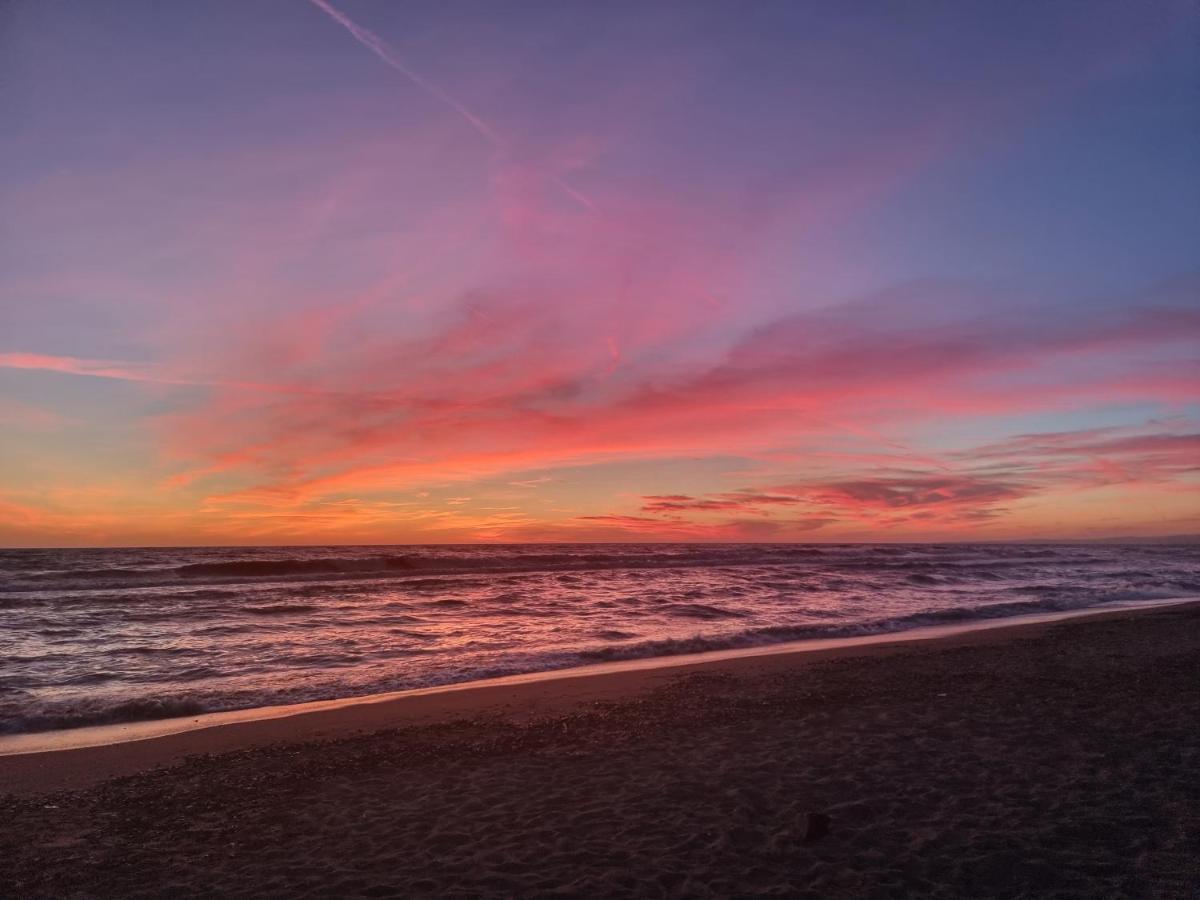 Fiumicino Beach - Sleep & Fly Focene ภายนอก รูปภาพ