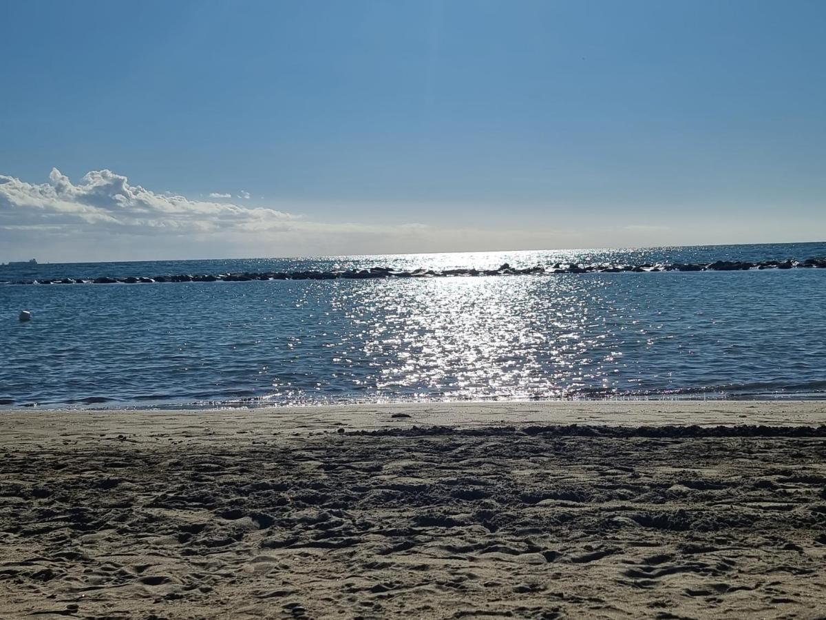 Fiumicino Beach - Sleep & Fly Focene ภายนอก รูปภาพ